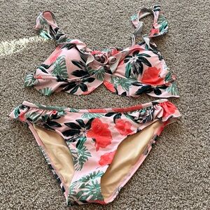 Pink lily bikini never worn only washed
